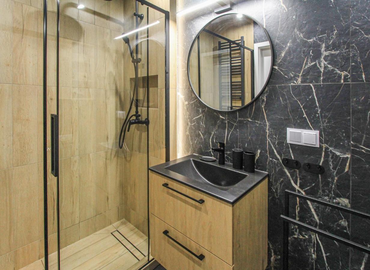 Nadmorskie Apartamenty - Apartament Spa Dziwnow Luaran gambar